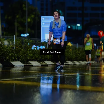 Runner Photo 7811750