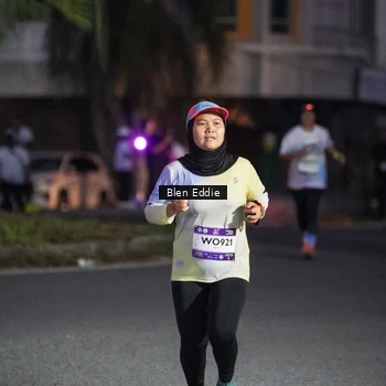 Runner Photo 7811773