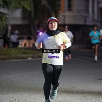 Runner Photo 7811774