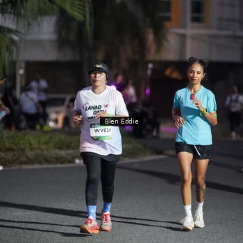 Runner Photo 7811801