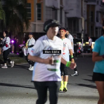Runner Photo 7811841