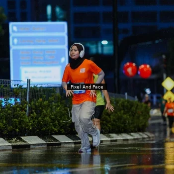 Runner Photo 7811846