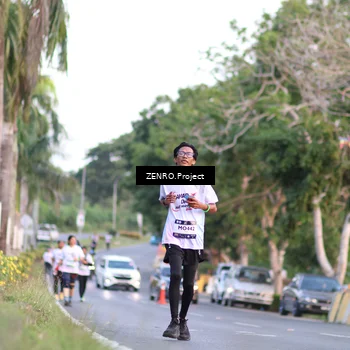 Runner Photo 7811850