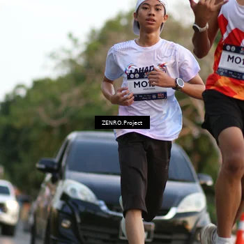 Runner Photo 7811881
