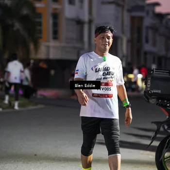 Runner Photo 7811898