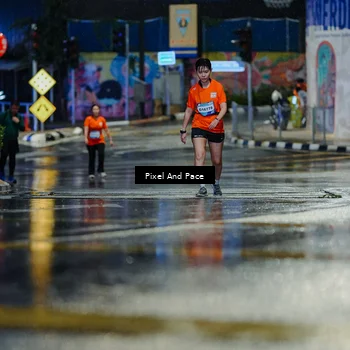 Runner Photo 7811904