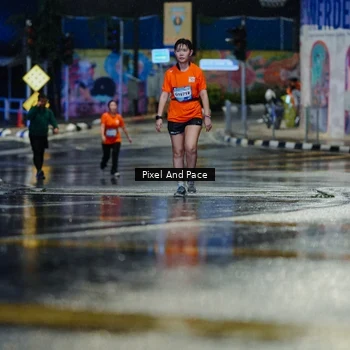 Runner Photo 7811912