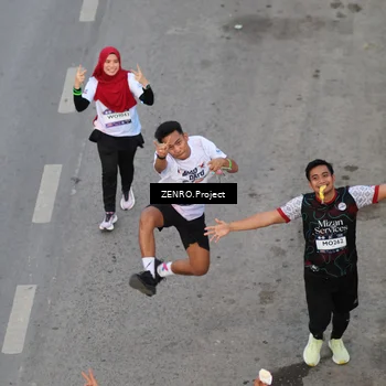 Runner Photo 7811923