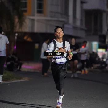 Runner Photo 7811935