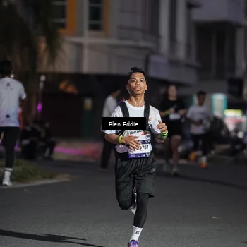 Runner Photo 7811937