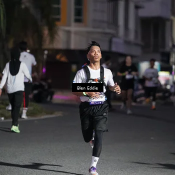 Runner Photo 7811940
