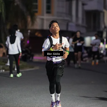 Runner Photo 7811947