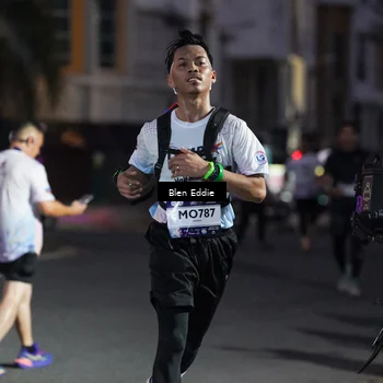 Runner Photo 7811953