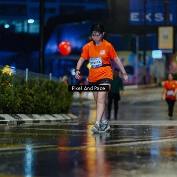 Runner Photo 7811957