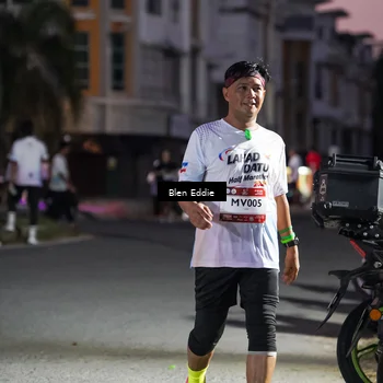 Runner Photo 7811994