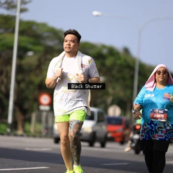 Runner Photo 7812001