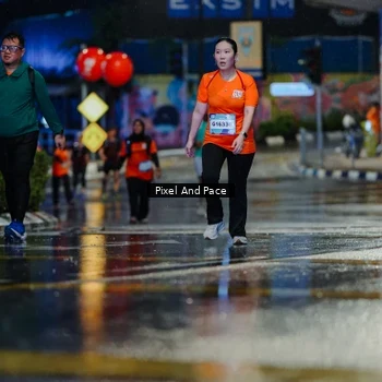 Runner Photo 7812012