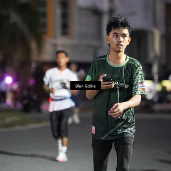 Runner Photo 7812023