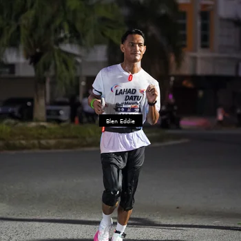 Runner Photo 7812056