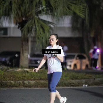 Runner Photo 7812072