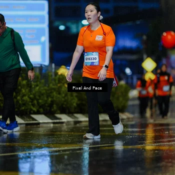 Runner Photo 7812073