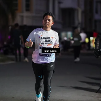 Runner Photo 7812089