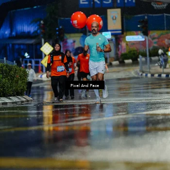 Runner Photo 7812092