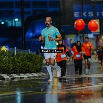 Runner Photo 7812097