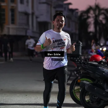 Runner Photo 7812104