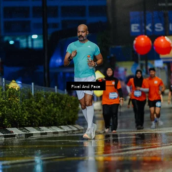 Runner Photo 7812109