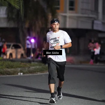 Runner Photo 7812130