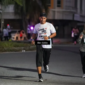 Runner Photo 7812135