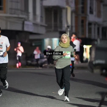 Runner Photo 7812136