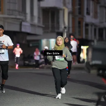 Runner Photo 7812137