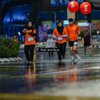 Runner Photo 7812151