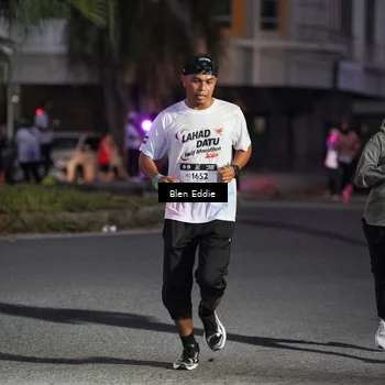 Runner Photo 7812167