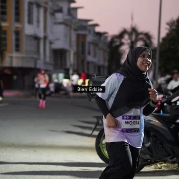 Runner Photo 7812192