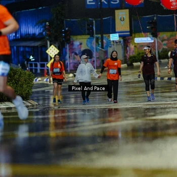 Runner Photo 7812202