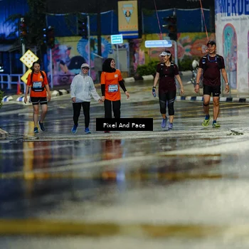 Runner Photo 7812239
