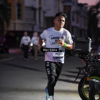Runner Photo 7812258
