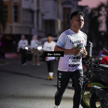 Runner Photo 7812260