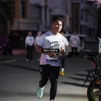 Runner Photo 7812263