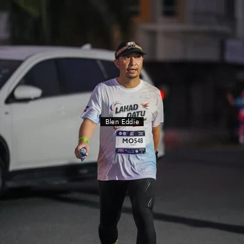 Runner Photo 7812295