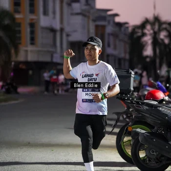 Runner Photo 7812309
