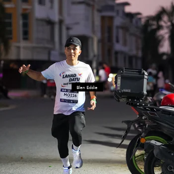 Runner Photo 7812316