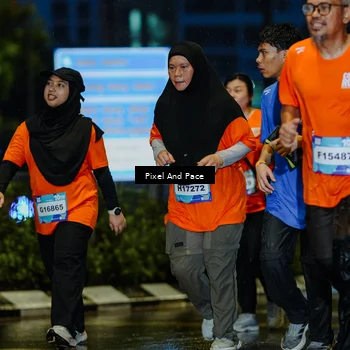 Runner Photo 7812337