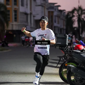 Runner Photo 7812378