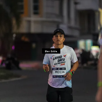 Runner Photo 7812395