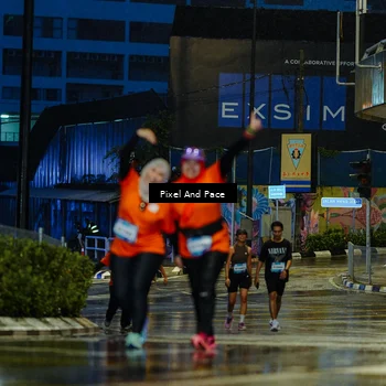 Runner Photo 7812408