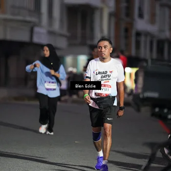 Runner Photo 7812442